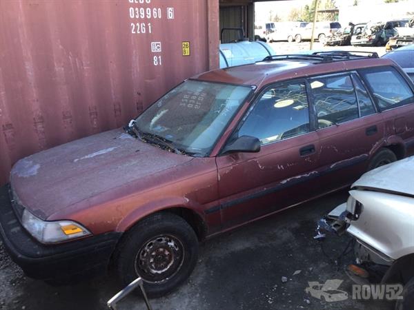 row52 1989 toyota corolla wagon at pick n pull chico jt2ae92w7k3257873 row52