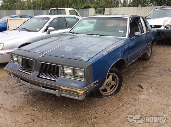 Row52 1984 Oldsmobile Cutlass Supreme At Pick N Pull Dallas South Central 1g3am47a1er