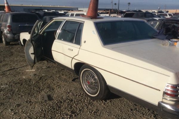 row52 1977 pontiac bonneville at pick n pull fresno rndqhg4lzkewsw0fdtgdghs04 row52 1977 pontiac bonneville at pick