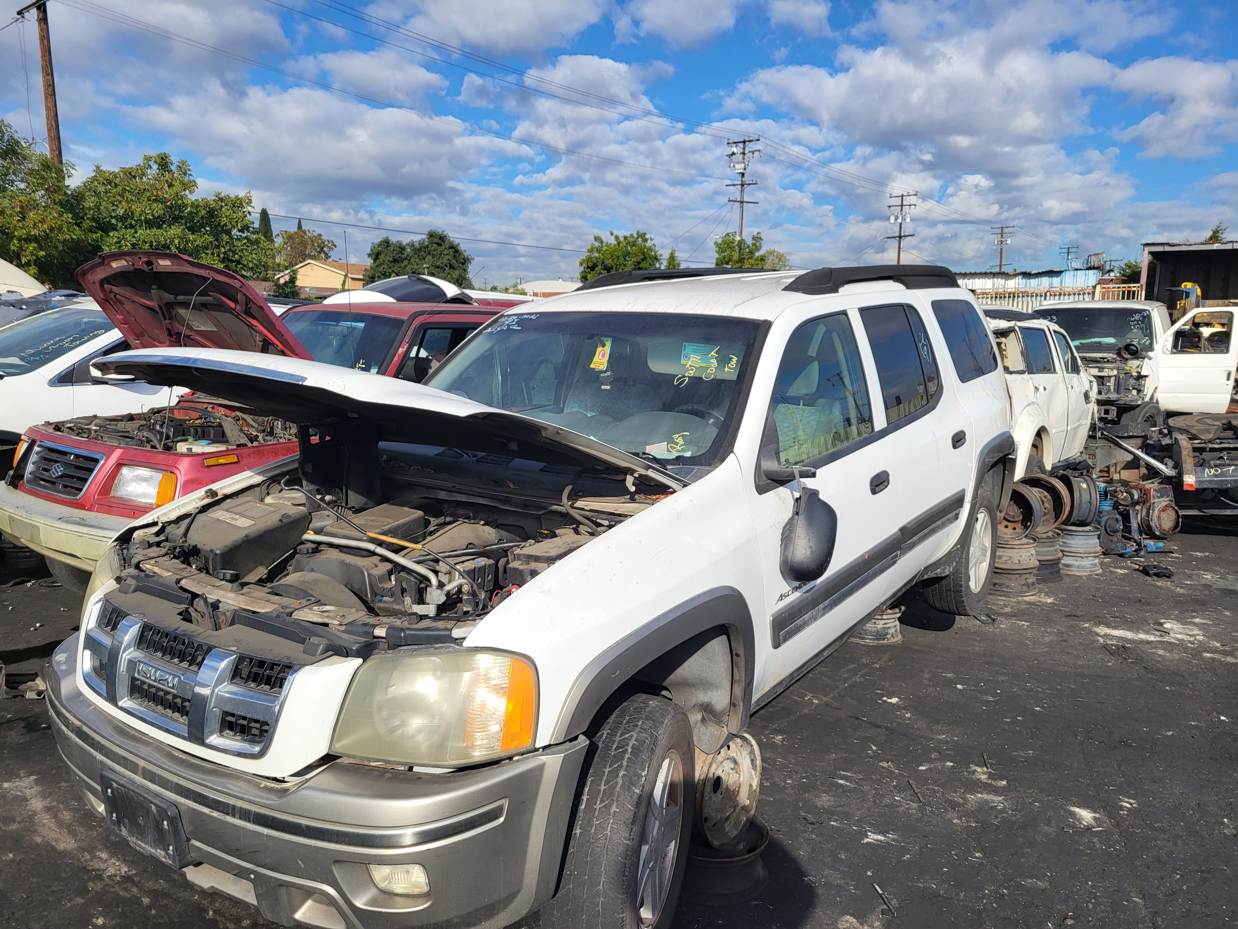 Row52 | 2003 Isuzu Ascender at Samson Auto Salvage U-pick parts